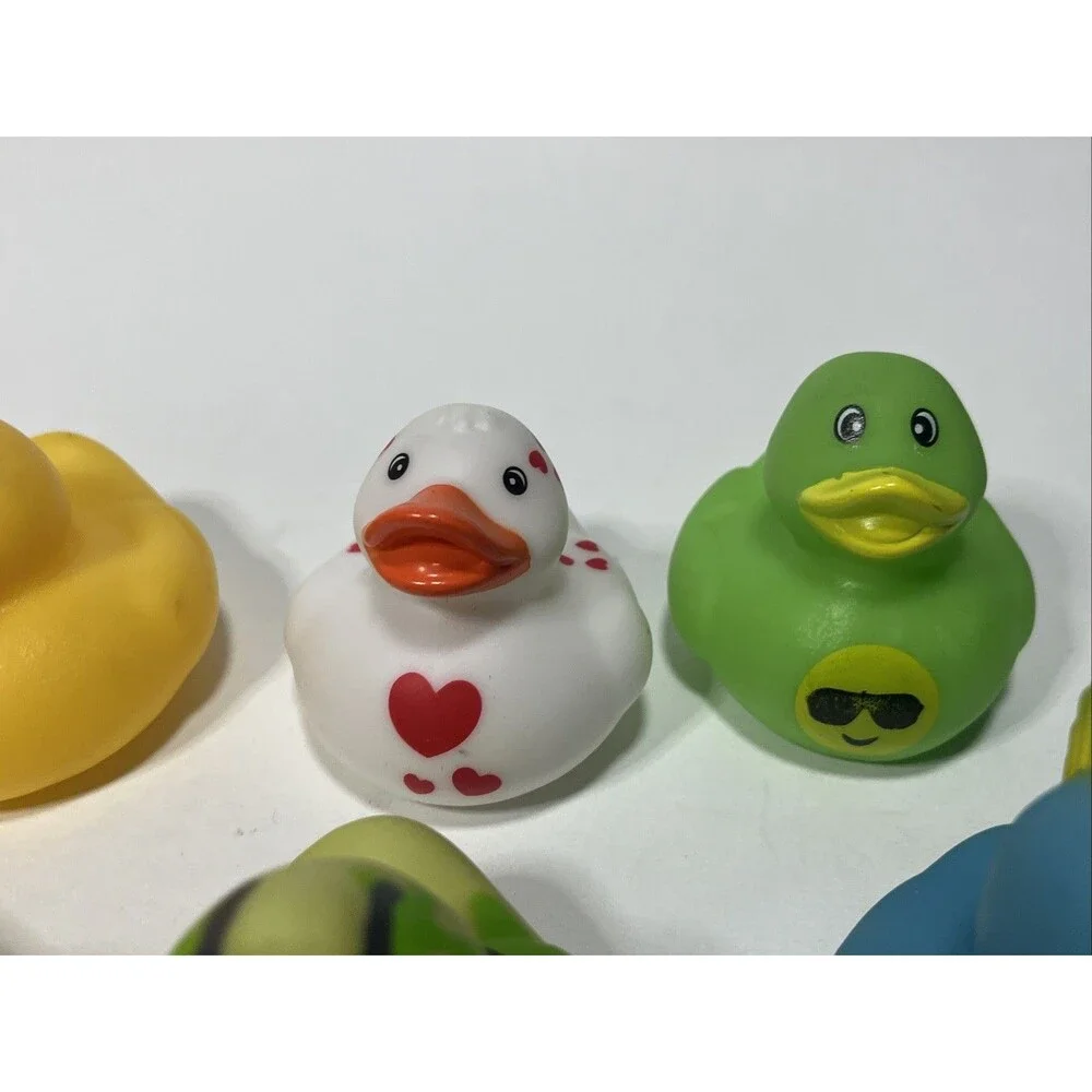 Lot of 14 Rubber Duckies, Jeep Ducking Party Favors Jeep Ducking
